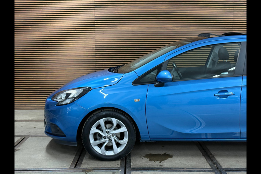 Opel Corsa 1.4 Online Edition 5 deurs | Airco | Schuif-/Kanteldak | Navigatie | Trekhaak | Cruise Control | Sportstoelen