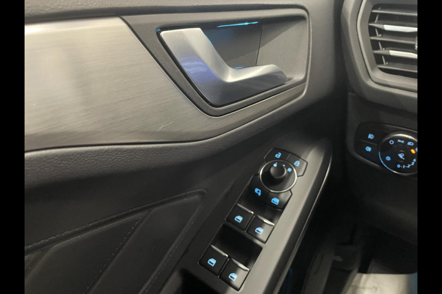 Ford FOCUS Wagon 1.0 EcoBoost Hybrid Titanium Rijklaar incl 12 mnd BOVAG garantie! Airco ECC Navi Carplay PDC VA+ Camera Full LED DAB+ Lichtmetalen velgen