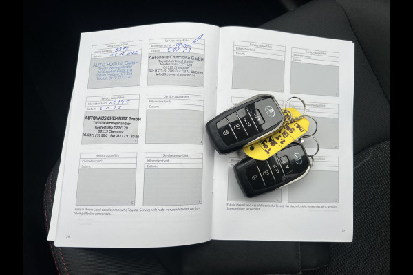 Toyota RAV4 2.5 Plug-in Hybrid AWD Bi-Tone | Navi | LED | Camera | CarPlay | ACC | HUD | 19 inch