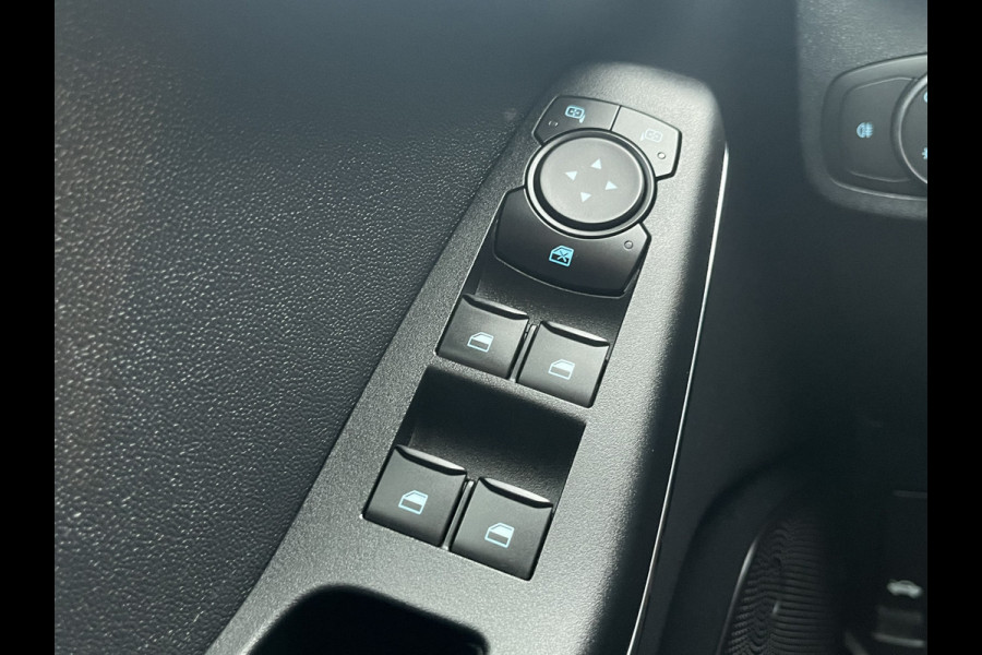 Ford Fiesta 1.0 EcoBoost Hybrid ST-Line 125pk/92kW 6-bak | Winter Pack |