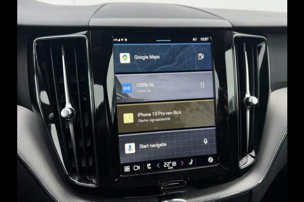 Volvo XC60 B4 Plus Dark | Trekhaak | Navi | Camera | Memory