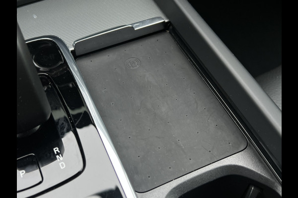 Volvo XC60 B4 Plus Dark | Trekhaak | Navi | Camera | Memory