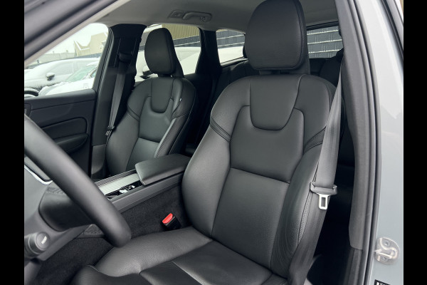 Volvo XC60 B4 Plus Dark | Trekhaak | Navi | Camera | Memory