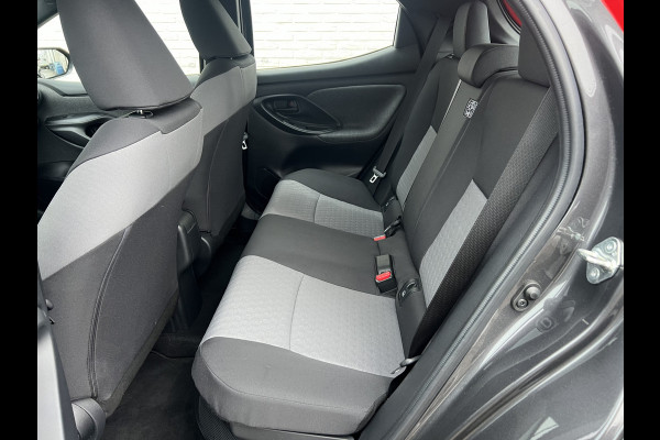 Toyota Yaris 1.5 Hybrid Dynamic | ACC | Dodehoek | LED | Carplay | Camera | PDC