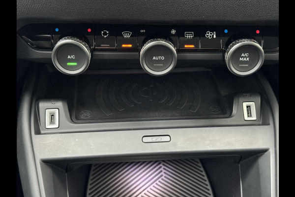 Citroën C4 1.2 Puretech Feel Edition Head-Up display Cruise control Cliomate control Keyless entry/start Navi Apple / Android