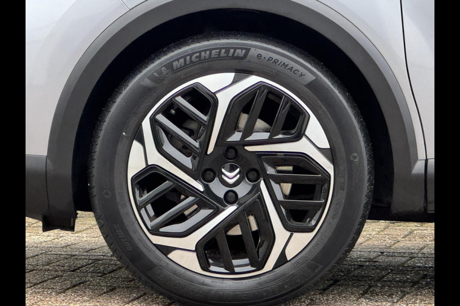 Citroën C4 1.2 Puretech Feel Edition Head-Up display Cruise control Cliomate control Keyless entry/start Navi Apple / Android