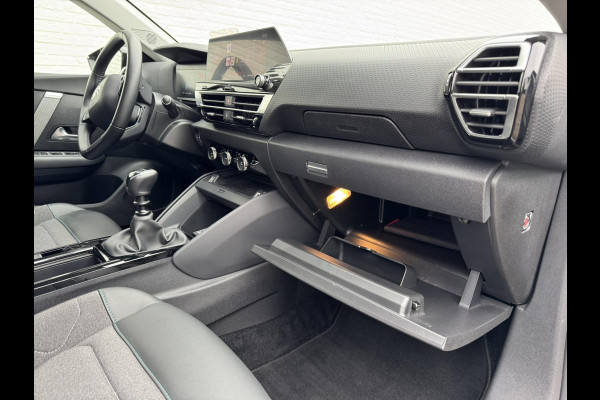 Citroën C4 1.2 Puretech Feel Edition Head-Up display Cruise control Cliomate control Keyless entry/start Navi Apple / Android