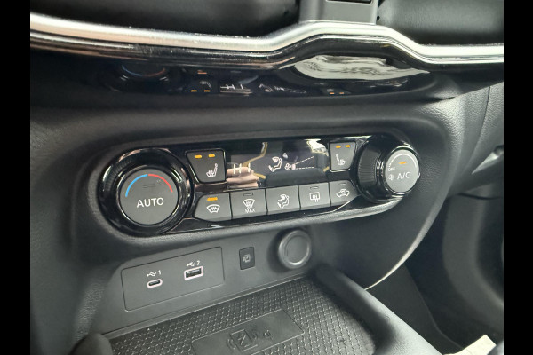 Nissan Juke 1.6 Hybrid N-Sport FABRIEKSGARANTIE| BOMVOL| BOSE | 19 INCH!|  ADAP. CRUISE| SPORTSTOELEN| VERW. VOORRUIT| STUUR + STOEL VERWARMING| 360 CAMERA|