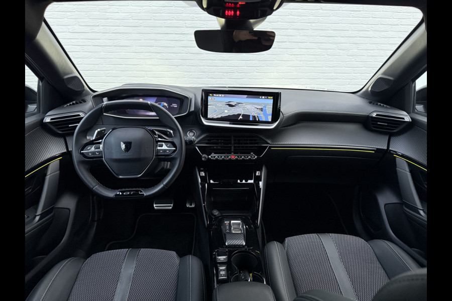 Peugeot 208 1.2 Hybrid 145 e-DCS6 GT | CarPlay | ACC | LED | Camera | DAB+ | 17 inch