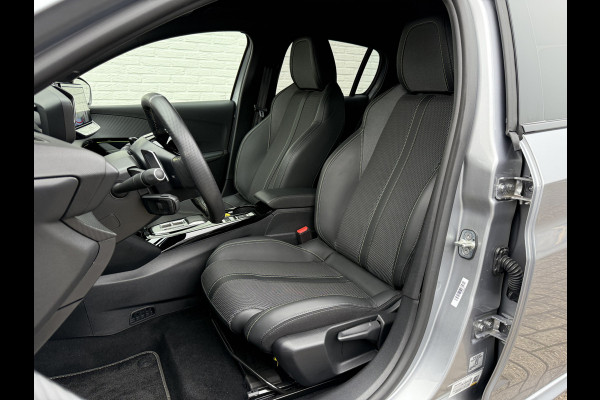 Peugeot 208 1.2 Hybrid 145 e-DCS6 GT | CarPlay | ACC | LED | Camera | DAB+ | 17 inch