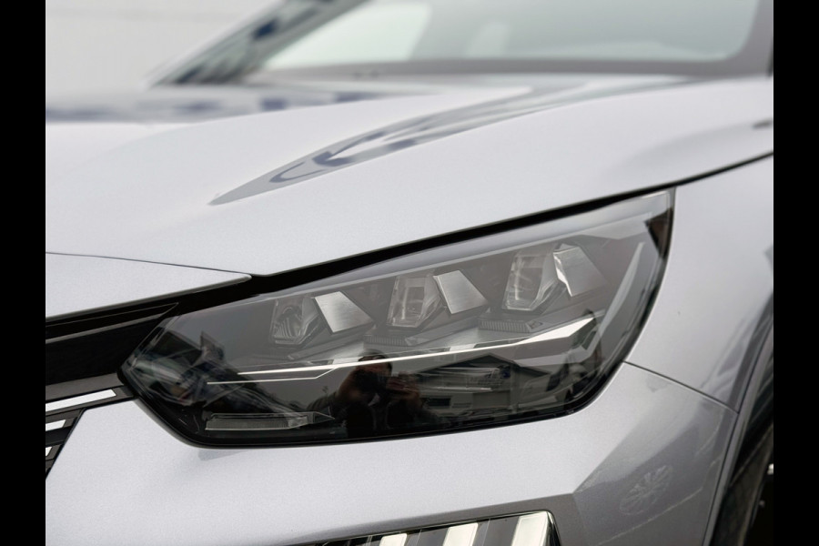 Peugeot 208 1.2 Hybrid 145 e-DCS6 GT | CarPlay | ACC | LED | Camera | DAB+ | 17 inch