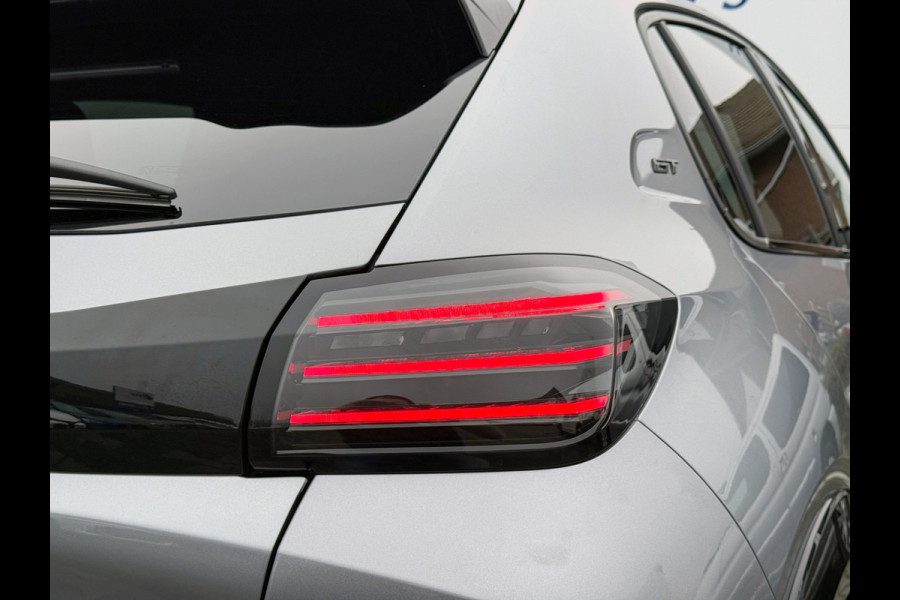 Peugeot 208 1.2 Hybrid 145 e-DCS6 GT | CarPlay | ACC | LED | Camera | DAB+ | 17 inch