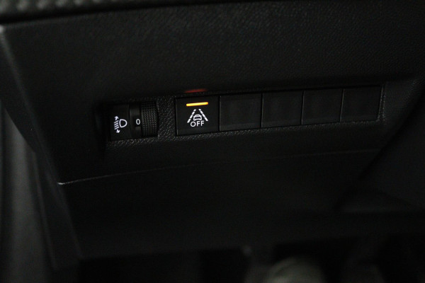 Peugeot 208 1.2 PureTech Blue Lease Active (NAVIGATIE, CRUISE CONTROL, LANE-ASSIST, PARKEERSENSOREN, BLUETOOTH, AIRCO)