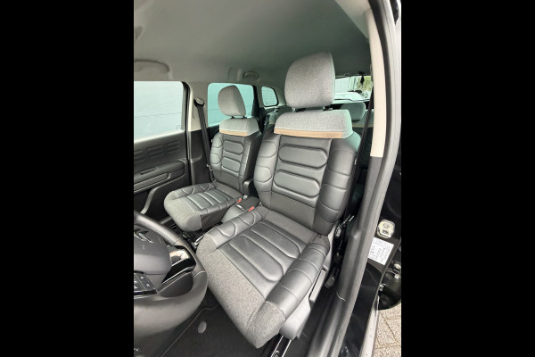 Citroën C3 Aircross 130pk Shine (Camera - Leder - 17"incl 4S - Automatische Airco - Grip Controle - LED - Parkeersensoren - Navigatie)
