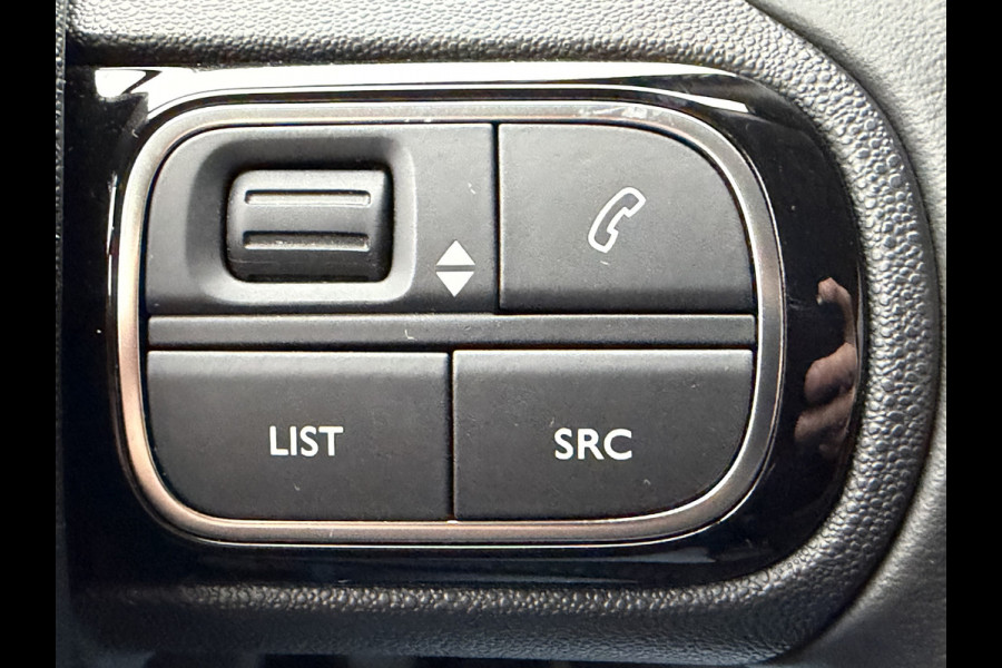 Citroën C3 Aircross 130pk Shine (Camera - Leder - 17"incl 4S - Automatische Airco - Grip Controle - LED - Parkeersensoren - Navigatie)