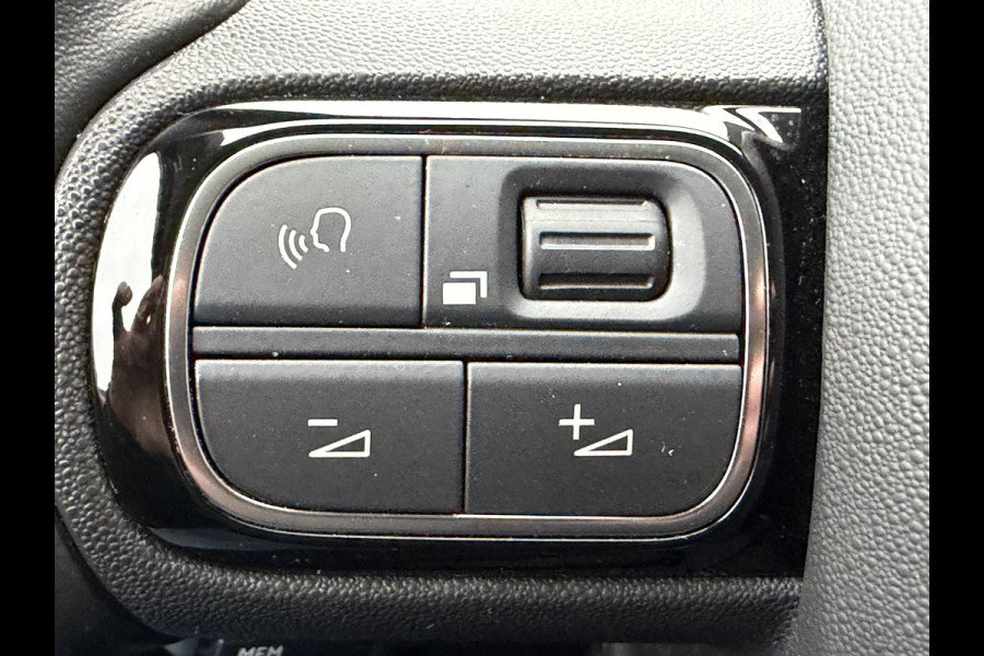 Citroën C3 Aircross 130pk Shine (Camera - Leder - 17"incl 4S - Automatische Airco - Grip Controle - LED - Parkeersensoren - Navigatie)