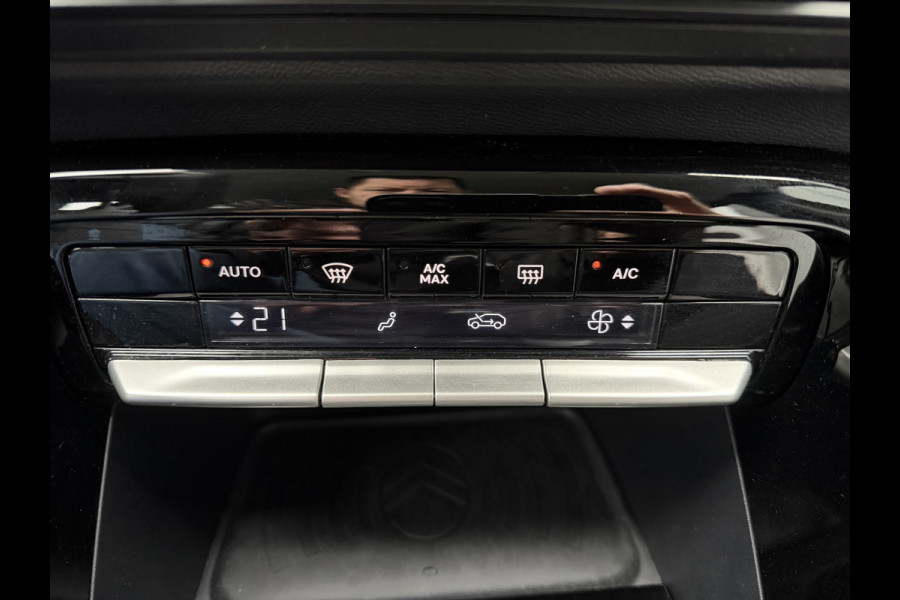 Citroën C3 100pk Max (Camera - Automatische Airco - Navigatie - Apple Carplay - 17" - LED - Parkeersensoren)