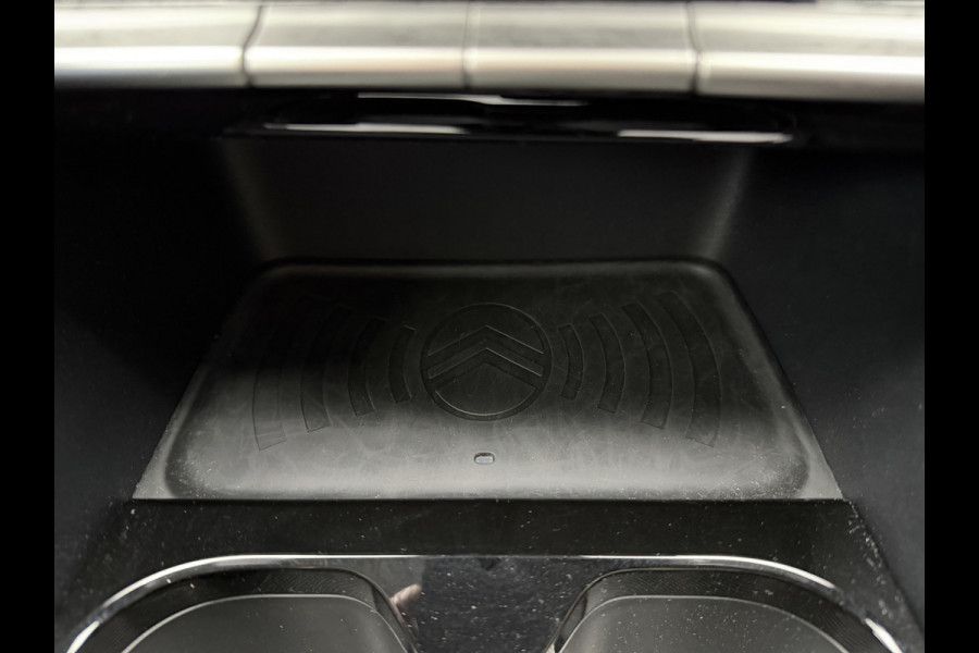 Citroën C3 100pk Max (Camera - Automatische Airco - Navigatie - Apple Carplay - 17" - LED - Parkeersensoren)