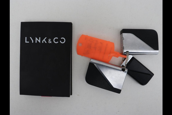 Lynk & Co 01 1.5 Plug In | Panoramadak | Infinity by Harman | Camera | Adaptive cruise | Stoelverwarming | Carplay | Memory | Full LED | PHEV