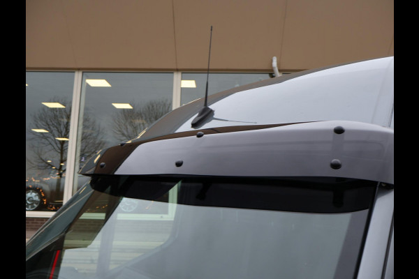 Mercedes-Benz Sprinter 319 3.0 CDI V6 AUT. L3H2 - 3500 KG TREKHAAK | MBUX BREEDBEELD | 18 INCH LMV | CAMERA