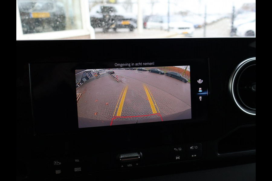 Mercedes-Benz Sprinter 319 3.0 CDI V6 AUT. L3H2 - 3500 KG TREKHAAK | MBUX BREEDBEELD | 18 INCH LMV | CAMERA