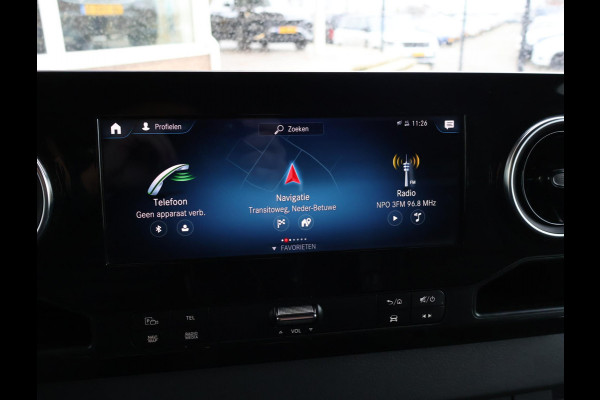 Mercedes-Benz Sprinter 319 3.0 CDI V6 AUT. L3H2 - 3500 KG TREKHAAK | MBUX BREEDBEELD | 18 INCH LMV | CAMERA