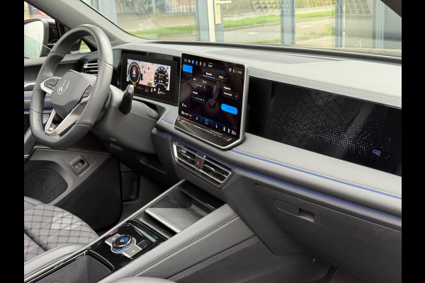 Volkswagen Tiguan 1.5 eTSI R-Line | Pano|Keyless | 360 Camera |