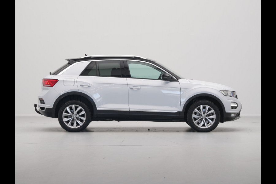 Volkswagen T-Roc 1.0 TSI 115pk Style Navigatie Trekhaak Acc Virtual cockpit Pdc 17