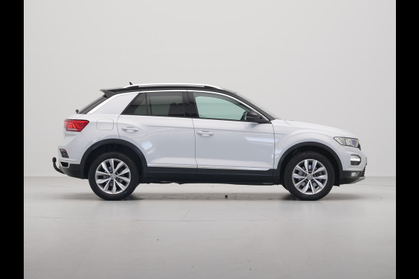 Volkswagen T-Roc 1.0 TSI 115pk Style Navigatie Trekhaak Acc Virtual cockpit Pdc 17