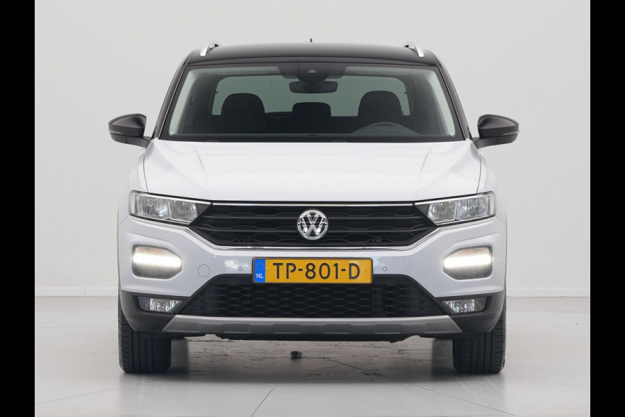 Volkswagen T-Roc 1.0 TSI 115pk Style Navigatie Trekhaak Acc Virtual cockpit Pdc 17