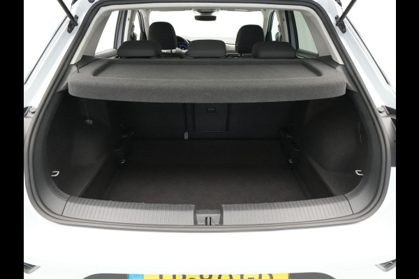 Volkswagen T-Roc 1.0 TSI 115pk Style Navigatie Trekhaak Acc Virtual cockpit Pdc 17