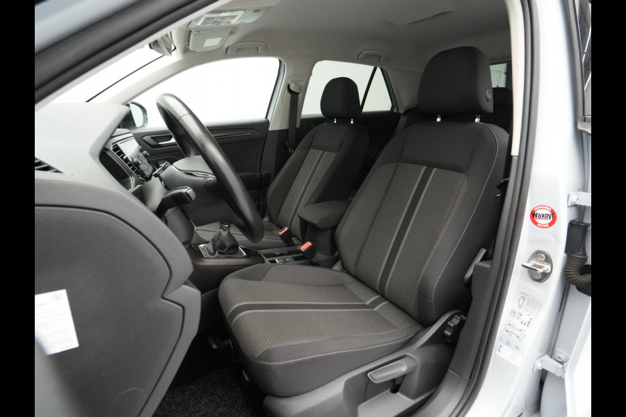Volkswagen T-Roc 1.0 TSI 115pk Style Navigatie Trekhaak Acc Virtual cockpit Pdc 17