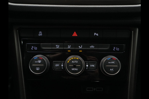 Volkswagen T-Roc 1.0 TSI 115pk Style Navigatie Trekhaak Acc Virtual cockpit Pdc 17