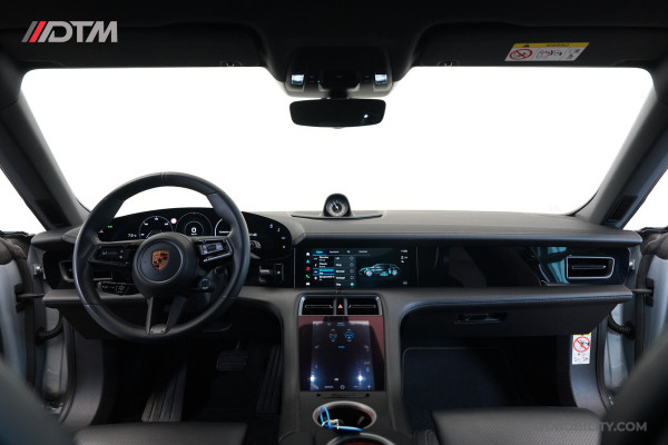 Porsche Taycan Cross Turismo 4 93 kWh Sport Chrono | Panoramadak | Titanium Velgen