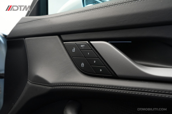 Porsche Taycan Cross Turismo 4 93 kWh Sport Chrono | Panoramadak | Titanium Velgen