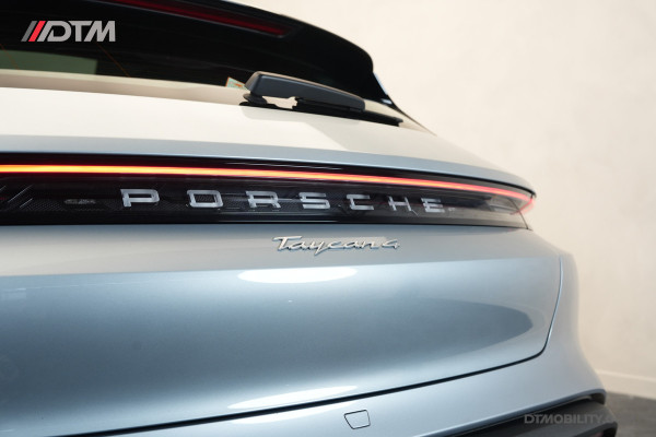 Porsche Taycan Cross Turismo 4 93 kWh Sport Chrono | Panoramadak | Titanium Velgen