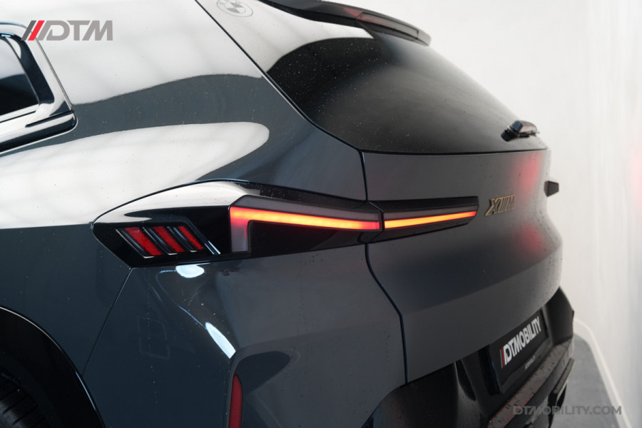 BMW XM PHEV 30 kWh | Harman/Kardon | BTW | Dravitgrau Met. |