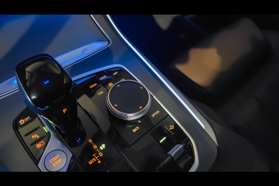 BMW X5 xDrive45e High Executive | Trekhaak | Carplay | Stoelverwarming