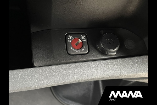 Citroën Jumpy 2.0 BlueHDI 180 XL L3H1 Dubbele schuifdeur Trekhaak Stoel/bank Verwarming Automaat