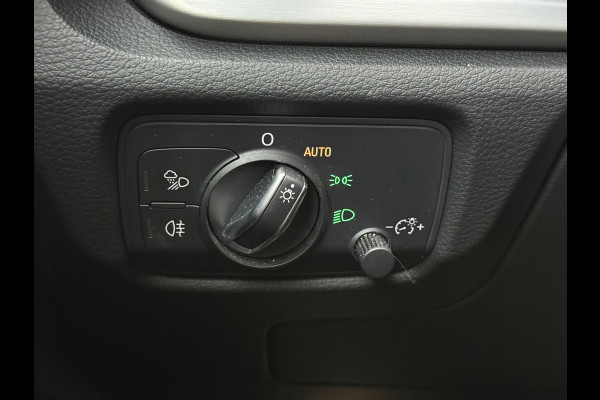 Audi A3 Sportback 30 TFSI Sport S Line Edition l Virtual l Distr VV l Navi l Cruise l Xenon l VDOH l