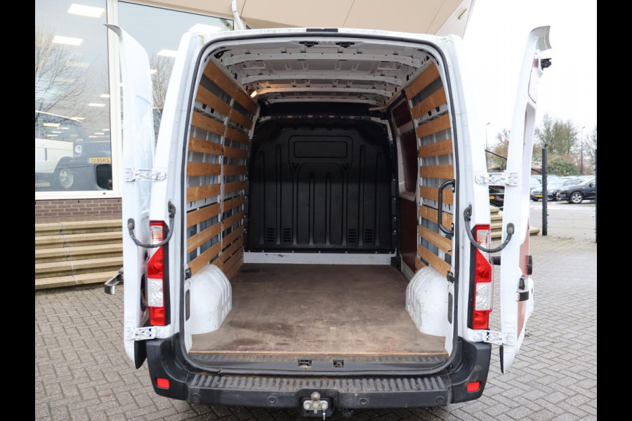 Renault Master T35 2.3 dCi 150 L2H2 150 PK ENERGY COMFORT + DAB | CARPLAY | CAMERA | TREKHAAK 2500 KG