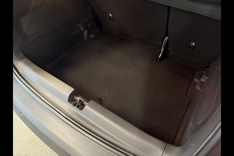 Opel Crossland 1.2 T 130pk Elegance Automaat CAMERA/CLIMA/CARPLAY/TREKHAAK/WINTERPACK