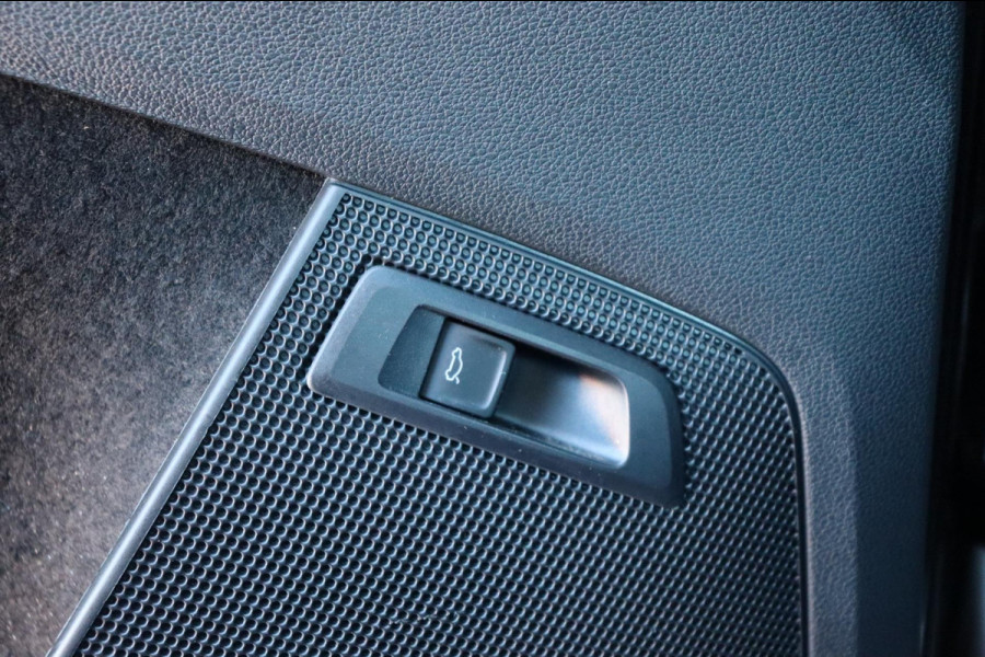 Škoda Kodiaq 1.5 TSI Business Sportline 20"lm 7persoons org.NL el.klep stuur+stoelverw camera