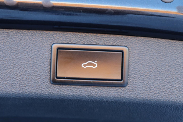 Škoda Kodiaq 1.5 TSI Business Sportline 20"lm 7persoons org.NL el.klep stuur+stoelverw camera