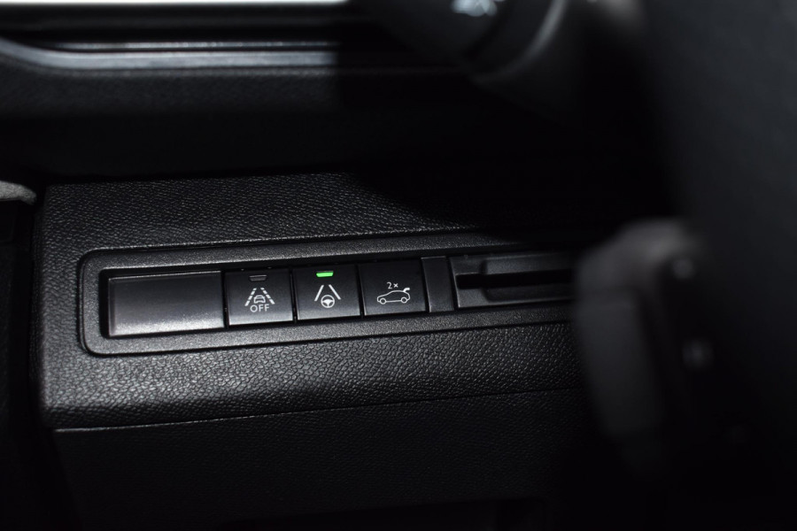 Peugeot 5008 1.6 PureTech 180PK Aut. GT | 7 Zits | Navi | Camera | LED | Incl. garantie