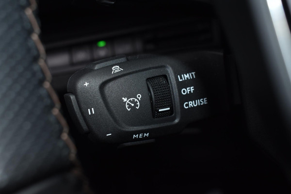 Peugeot 5008 1.6 PureTech 180PK Aut. GT | 7 Zits | Navi | Camera | LED | Incl. garantie