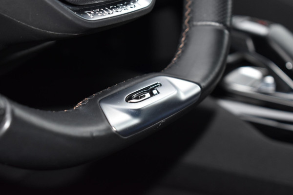 Peugeot 5008 1.6 PureTech 180PK Aut. GT | 7 Zits | Navi | Camera | LED | Incl. garantie