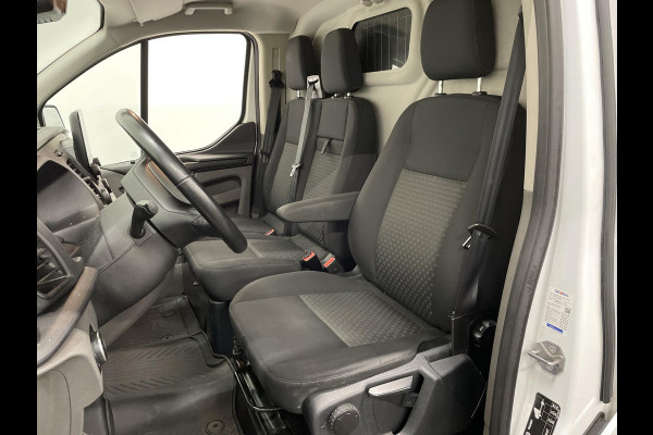Ford Transit Custom 300 2.0 TDCI L2H1 Trend Airco Cruise Control Navigatie PDC V & A Stoelverwaming Trekhaak
