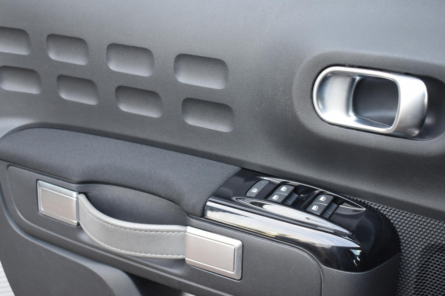 Citroën C3 1.2 PureTech Shine | Carplay | Cruise | LM velgen | Incl. garantie