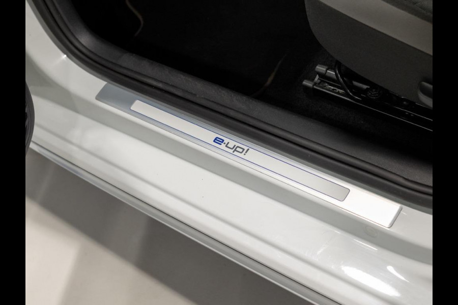 Volkswagen e-Up! E-up! / 83pk / Achteruitrijcamera /